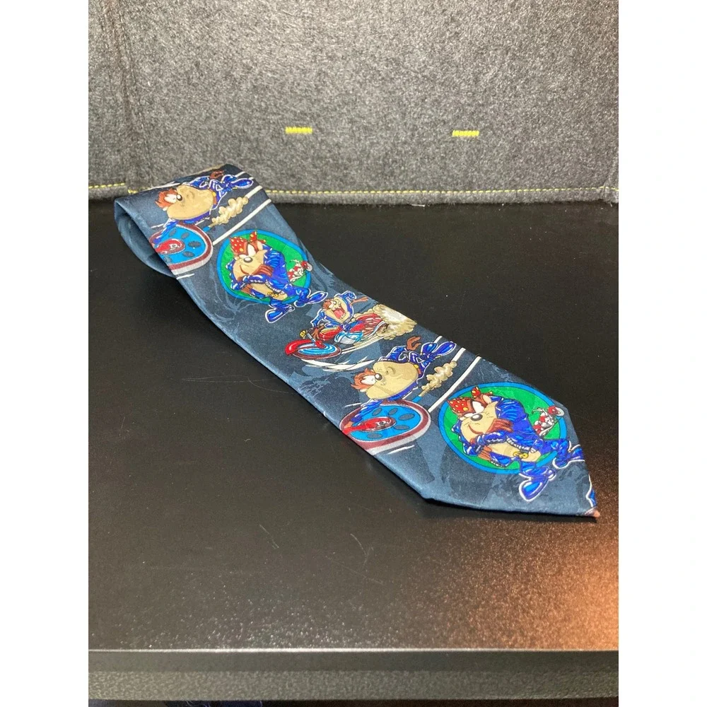 Vintage 1993 Looney Tunes Tasmanian Devil Taz Biker Motorcycle Polyester Tie